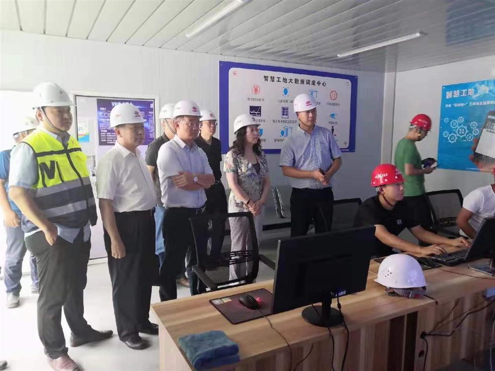 黃蓓總經理調研富元電子高功率芯片項目建設
