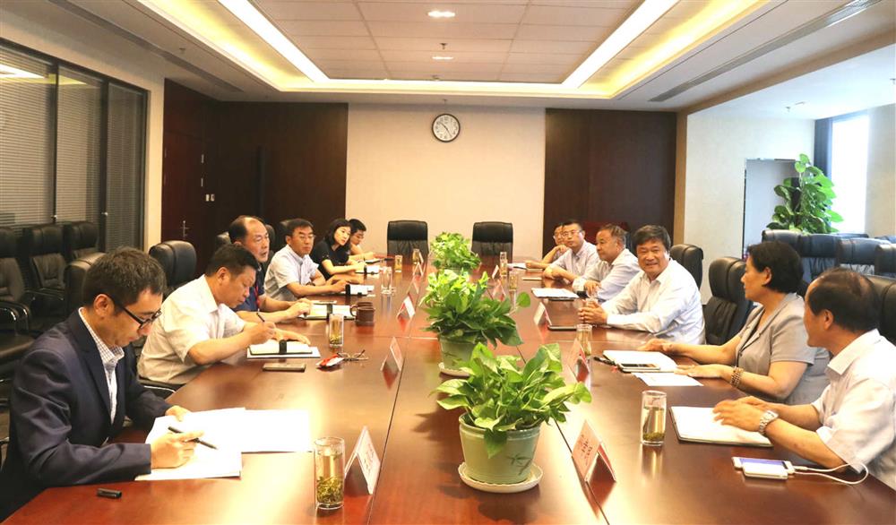 力諾集團董事長高元坤一行到集團公司訪問洽談工作